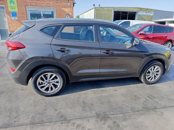 RADIADOR AGUA HYUNDAI TUCSON (TL) - Imagen 2