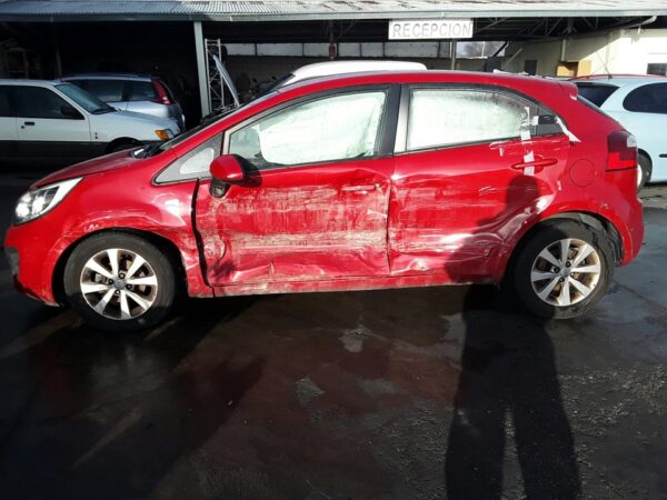 PARAGOLPES TRASERO KIA RIO (UB) - Imagen 4