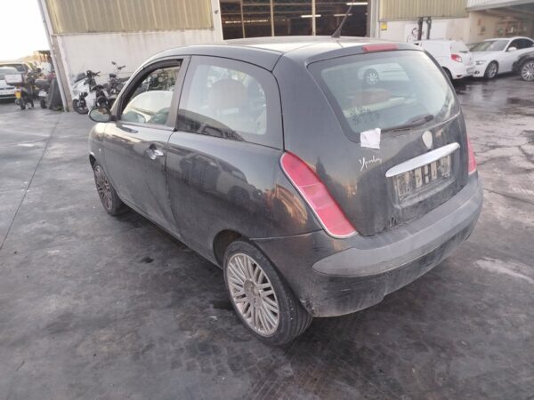 CAPO LANCIA YPSILON (101) - Imagen 4