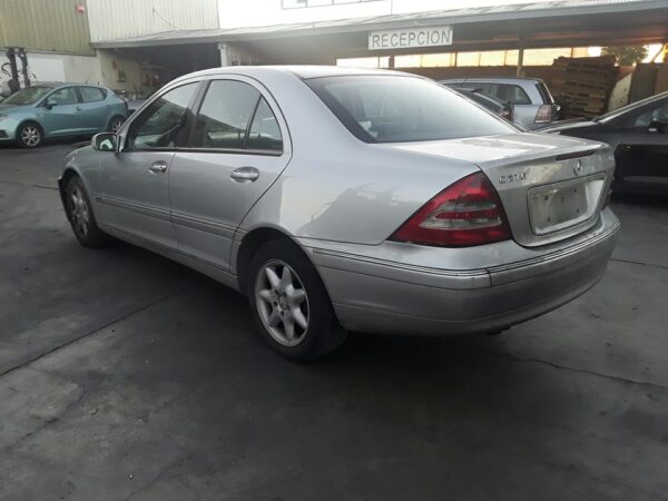 BOMBA DIRECCION MERCEDES-BENZ CLASE C (BM 203) BERLINA - Imagen 4
