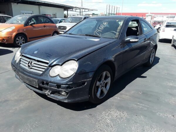 MANGUETA TRASERA IZQUIERDA MERCEDES-BENZ CLASE C (BM 203) SPORTCOUPE - Imagen 3