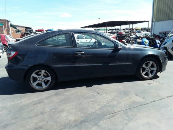 MANGUETA TRASERA IZQUIERDA MERCEDES-BENZ CLASE C (BM 203) SPORTCOUPE - Imagen 5
