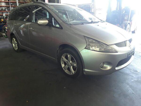 PUERTA TRASERA IZQUIERDA MITSUBISHI GRANDIS (NA0W) - Imagen 5