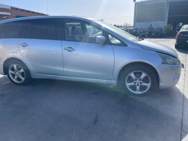 FARO DERECHO MITSUBISHI GRANDIS (NA0W) - Imagen 4