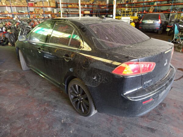 FARO IZQUIERDO MITSUBISHI LANCER BERLINA (CY0) - Imagen 2