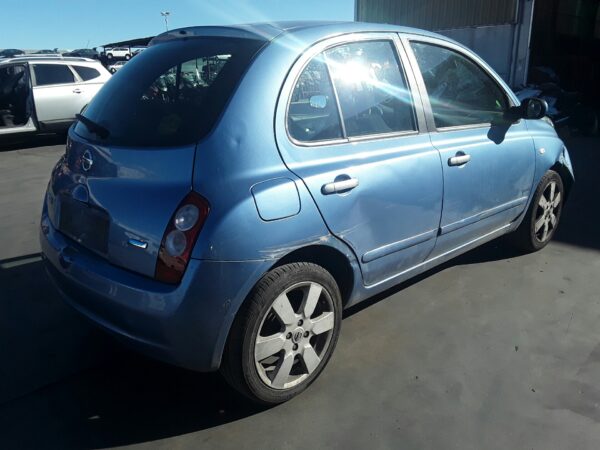 PILOTO TRASERO IZQUIERDO NISSAN MICRA (K12E) - Imagen 4