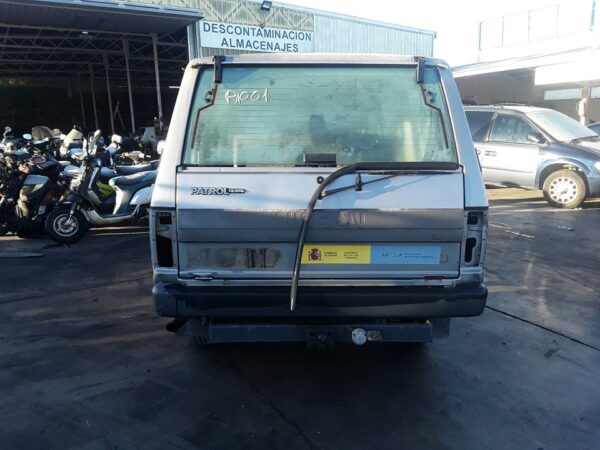 FARO DERECHO NISSAN PATROL (K/W260) - Imagen 5
