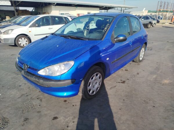 REJILLA DELANTERA PEUGEOT 206 - Imagen 3