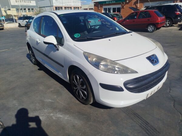 PILOTO TRASERO IZQUIERDO PEUGEOT 207 - Imagen 5