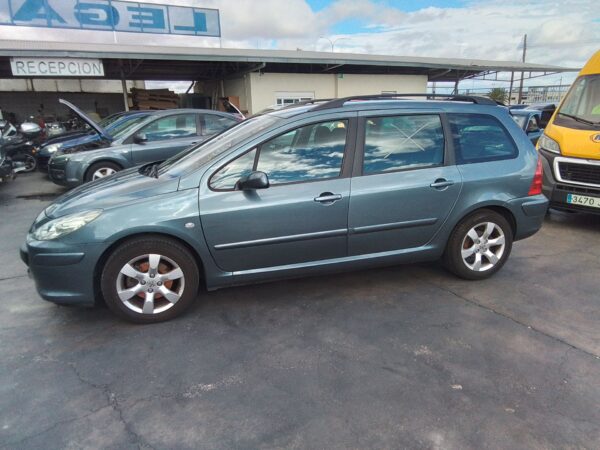 PARAGOLPES DELANTERO PEUGEOT 307 BERLINA (S2) - Imagen 2