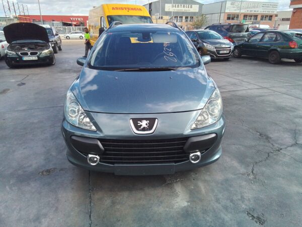 PARAGOLPES DELANTERO PEUGEOT 307 BERLINA (S2) - Imagen 5