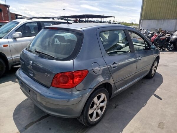 PARAGOLPES DELANTERO PEUGEOT 307 BERLINA (S2) - Imagen 5