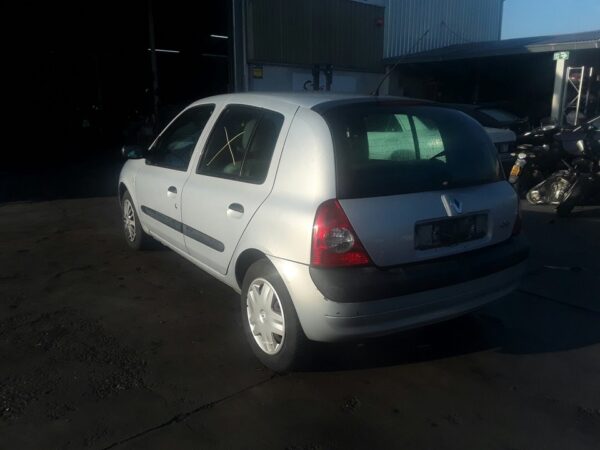 PARAGOLPES DELANTERO RENAULT CLIO II FASE II (B/CB0) - Imagen 3