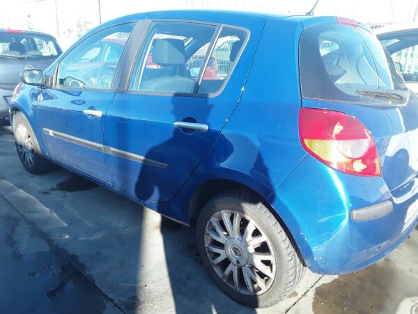 FARO DERECHO RENAULT CLIO III - Imagen 2
