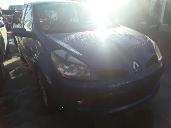 FARO DERECHO RENAULT CLIO III - Imagen 4