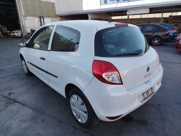 PUERTA DELANTERA DERECHA RENAULT CLIO III - Imagen 3