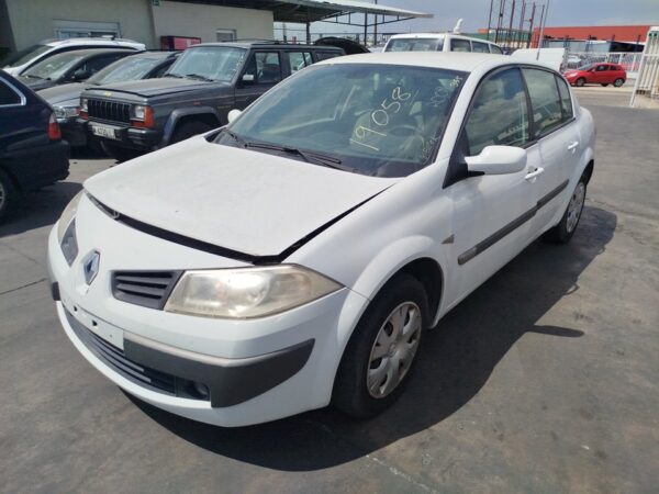 CONDENSADOR / RADIADOR  AIRE ACONDICIONADO RENAULT MEGANE II CLASSIC BERLINA - Imagen 5