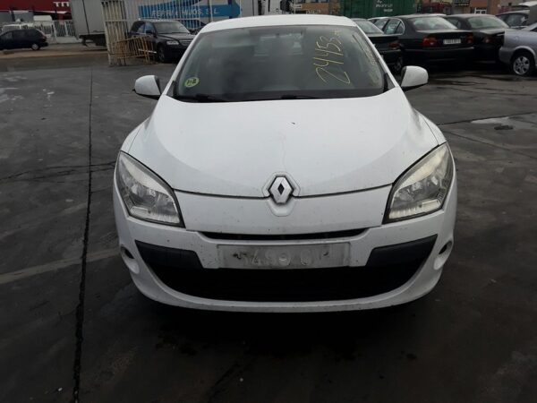 CONDENSADOR / RADIADOR  AIRE ACONDICIONADO RENAULT MEGANE III BERLINA 5P