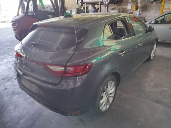 CAPO RENAULT MEGANE IV BERLINA 5P - Imagen 3