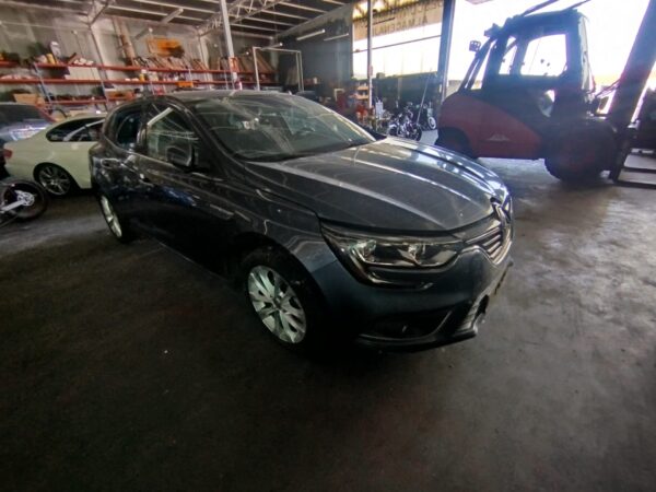 CAPO RENAULT MEGANE IV BERLINA 5P - Imagen 4
