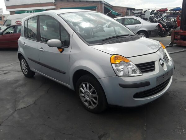 PARAGOLPES TRASERO RENAULT MODUS I - Imagen 4