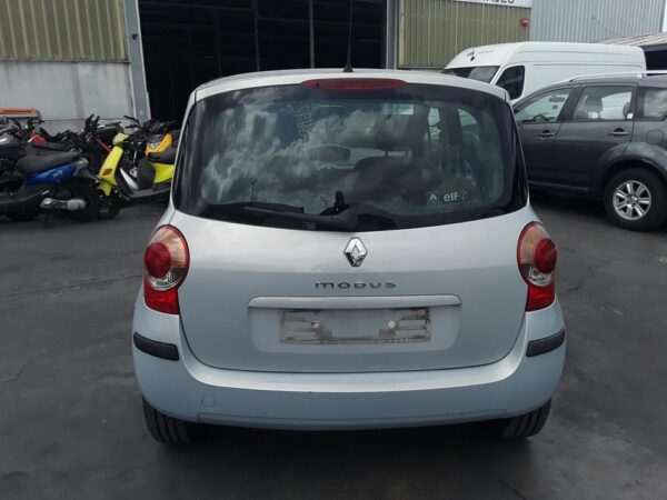 PARAGOLPES TRASERO RENAULT MODUS I - Imagen 5