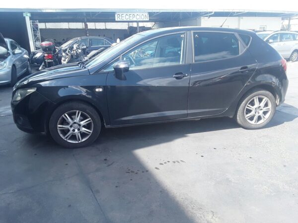 CONDENSADOR / RADIADOR  AIRE ACONDICIONADO SEAT IBIZA BERLINA (6J5) - Imagen 3