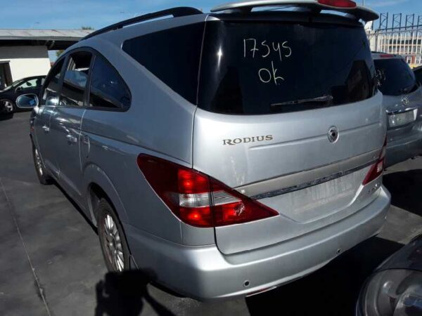ALETA DELANTERA DERECHA SSANGYONG RODIUS - Imagen 2