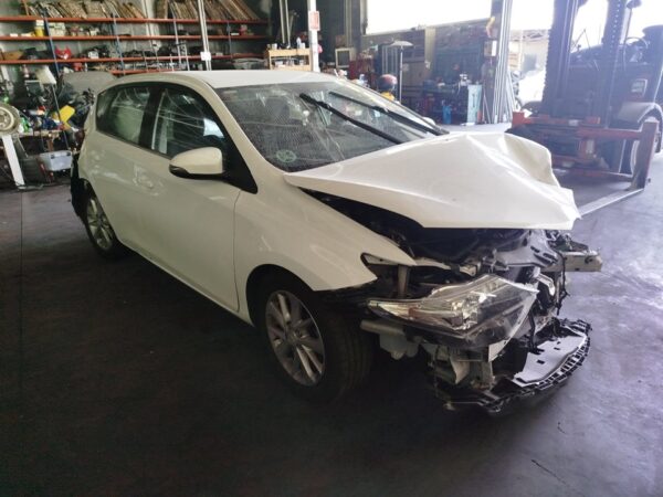 PILOTO TRASERO IZQUIERDO INTERIOR TOYOTA AURIS (E18) - Imagen 5