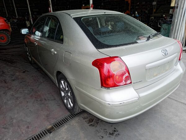 PUERTA TRASERA IZQUIERDA TOYOTA AVENSIS BERLINA (T25) - Imagen 3