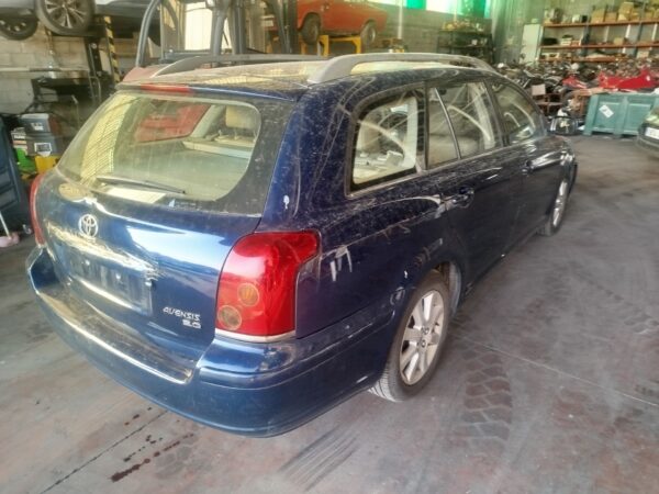 FARO IZQUIERDO TOYOTA AVENSIS WAGON (T25) - Imagen 2