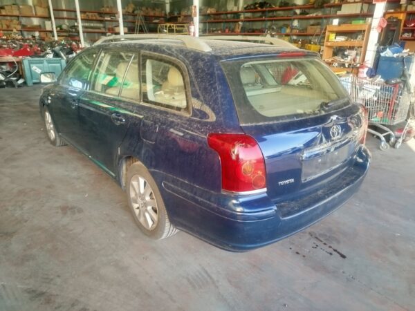 FARO IZQUIERDO TOYOTA AVENSIS WAGON (T25) - Imagen 3