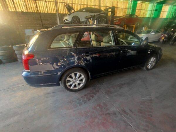 FARO IZQUIERDO TOYOTA AVENSIS WAGON (T25) - Imagen 5