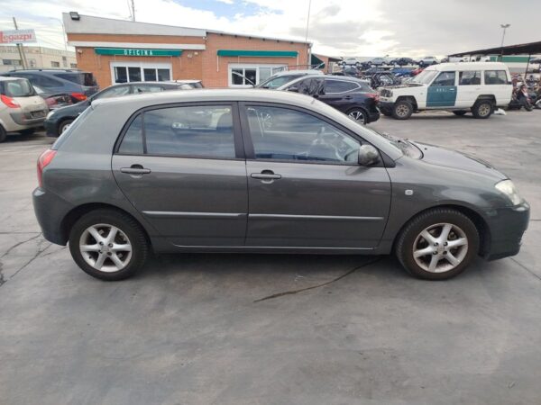 PUERTA TRASERA IZQUIERDA TOYOTA COROLLA (E12) - Imagen 3