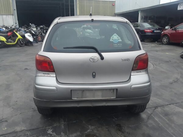 PILOTO TRASERO DERECHO TOYOTA YARIS (NCP1/NLP1/SCP1) - Imagen 5