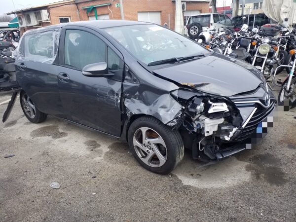 NEUMATICO TOYOTA YARIS (P13) - Imagen 2