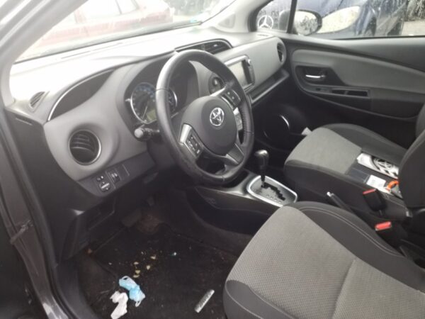 NEUMATICO TOYOTA YARIS (P13) - Imagen 5