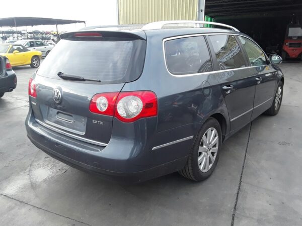 PUERTA TRASERA DERECHA VOLKSWAGEN PASSAT BERLINA (3C2) - Imagen 3