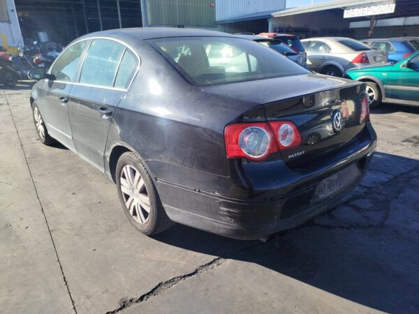 FARO DERECHO VOLKSWAGEN PASSAT BERLINA (3C2) - Imagen 4