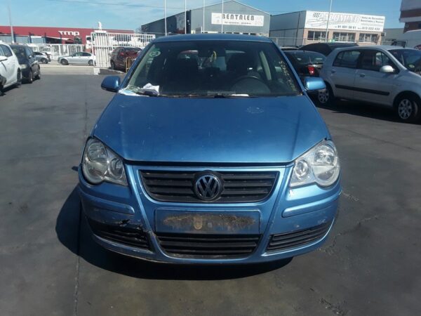 PARAGOLPES TRASERO VOLKSWAGEN POLO IV (9N3) - Imagen 2