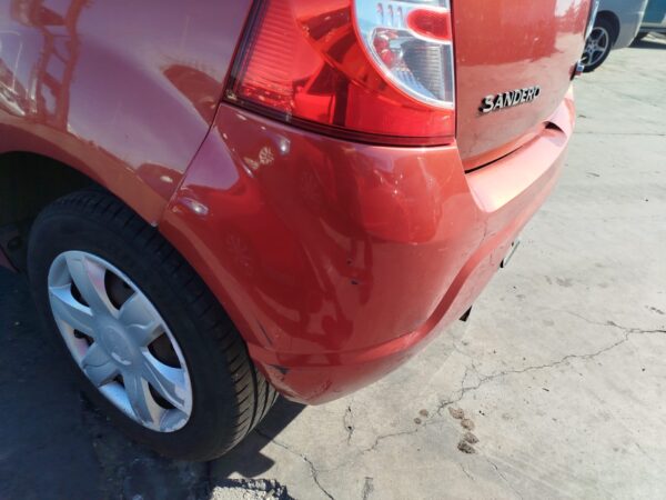 PARAGOLPES TRASERO DACIA SANDERO