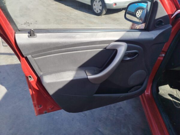 ELEVALUNAS DELANTERO IZQUIERDO DACIA SANDERO