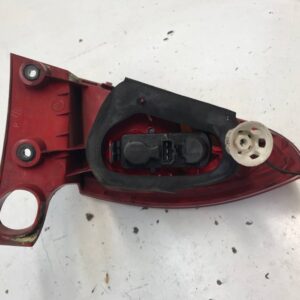 PILOTO TRASERO DERECHO SEAT LEON (1P1)