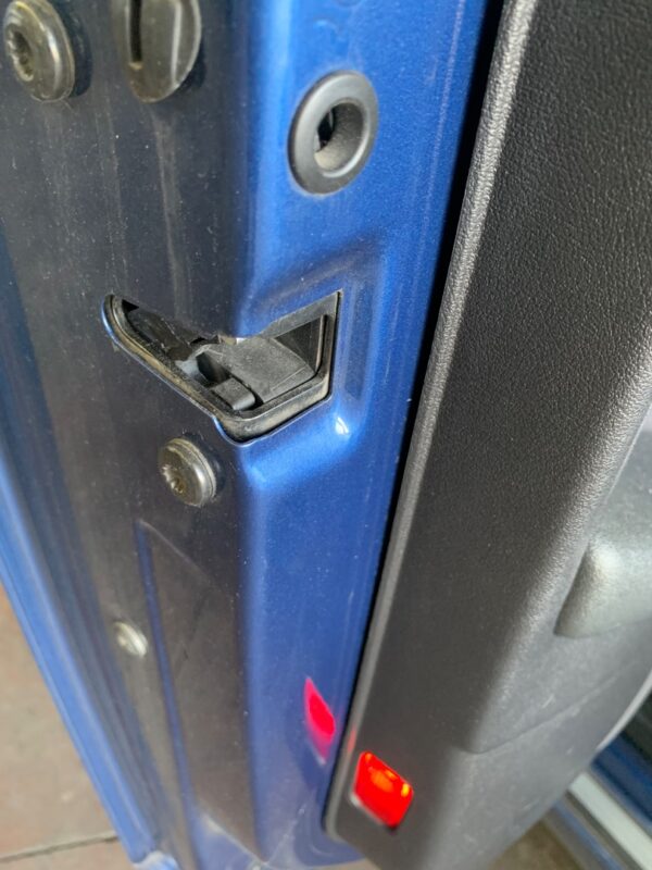 CERRADURA PUERTA TRASERA IZQUIERDA AUDI A3 SPORTBACK (8PA)