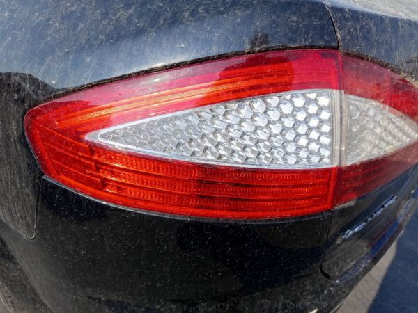 PILOTO TRASERO IZQUIERDO FORD MONDEO BERLINA (CA2)