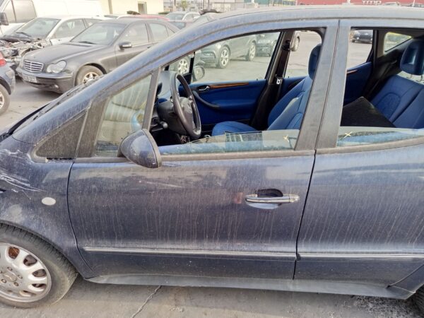 PUERTA DELANTERA IZQUIERDA MERCEDES-BENZ CLASE A (BM 168)
