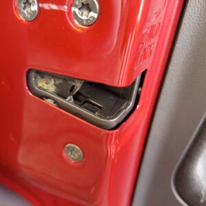 CERRADURA PUERTA TRASERA IZQUIERDA VOLVO S40 BERLINA