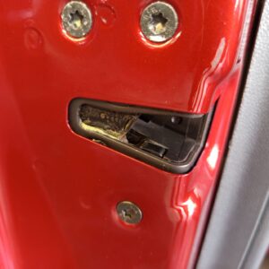 CERRADURA PUERTA DELANTERA IZQUIERDA VOLVO S40 BERLINA