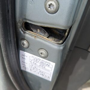 CERRADURA PUERTA DELANTERA IZQUIERDA TOYOTA YARIS (KSP9/SCP9/NLP9)