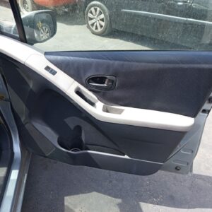 ELEVALUNAS DELANTERO DERECHO TOYOTA YARIS (KSP9/SCP9/NLP9)